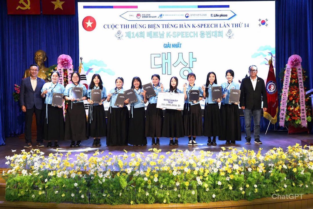 LHU tiếp tục giữ vững ngôi vị Quán quân tại K-SPEECH Việt Nam lần thứ 14